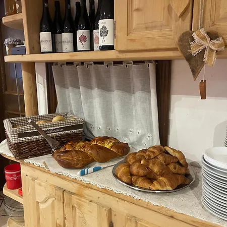 瓦勒鲁兹木屋酒店 酒店