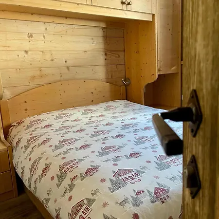 瓦勒鲁兹木屋酒店 酒店 卡纳泽伊