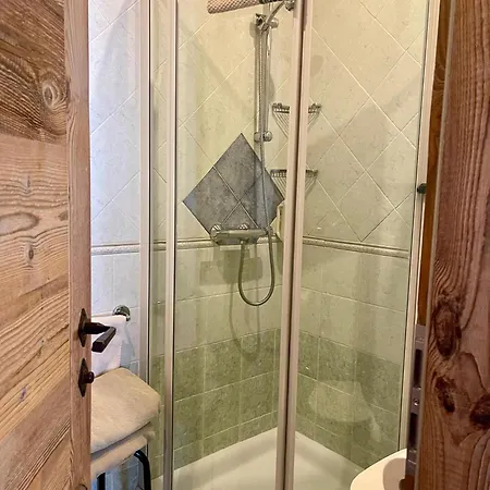 Valeruz Hotel 2*