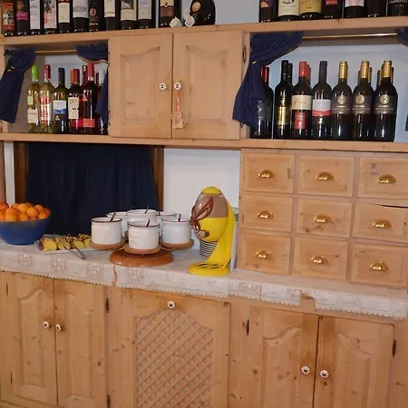 酒店 瓦勒鲁兹木屋酒店 2*