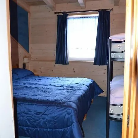 瓦勒鲁兹木屋酒店