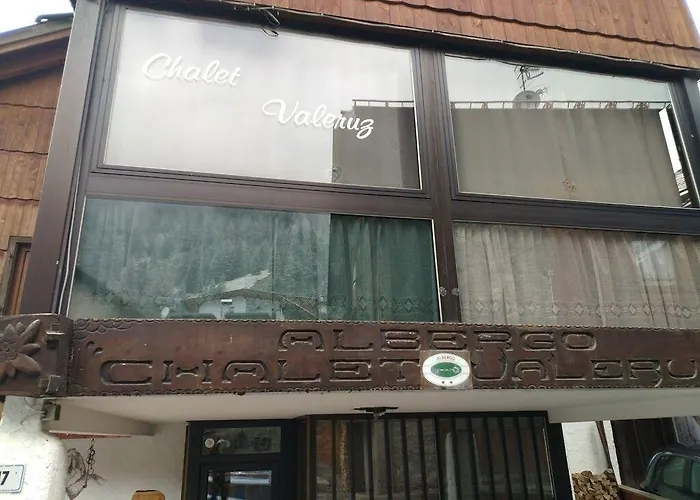 Отель Valeruz 2*