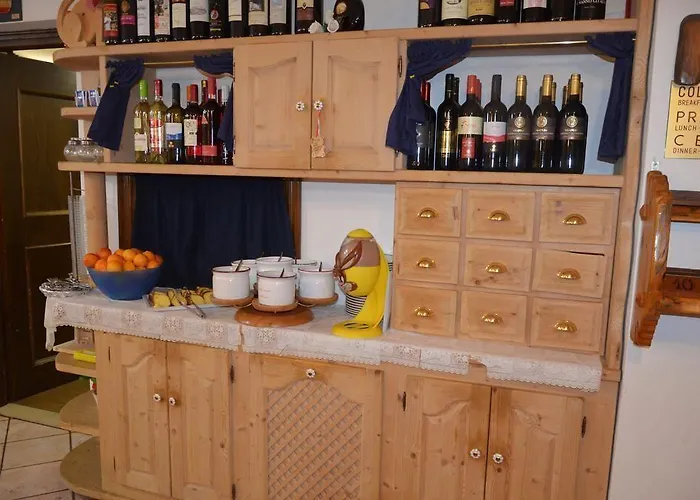 Отель Valeruz 2*