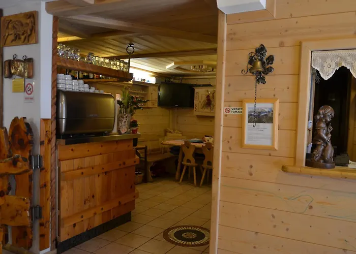 Отель Valeruz 2*