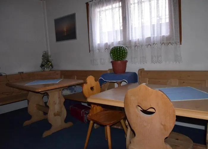 Valeruz 2* Канацеи